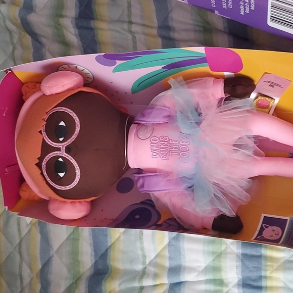Codie the coder doll - Picture 2 of 13